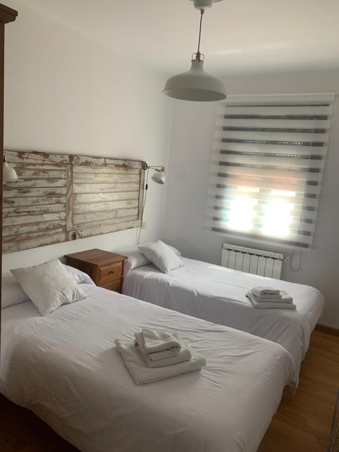 פרול A Cochera Hostel מראה חיצוני תמונה